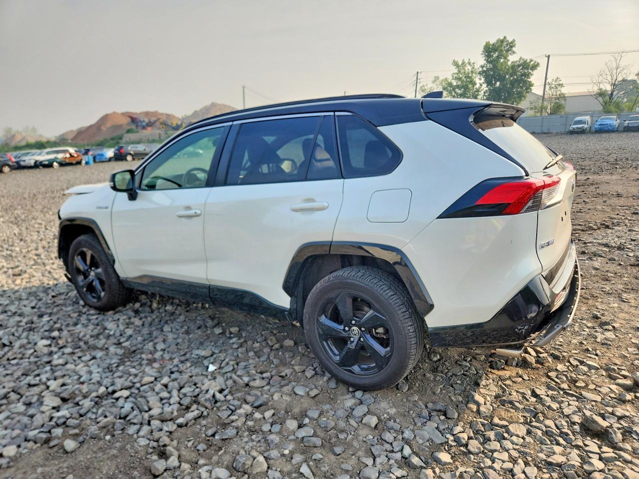 2020 Toyota Rav4 Xse - Image 2