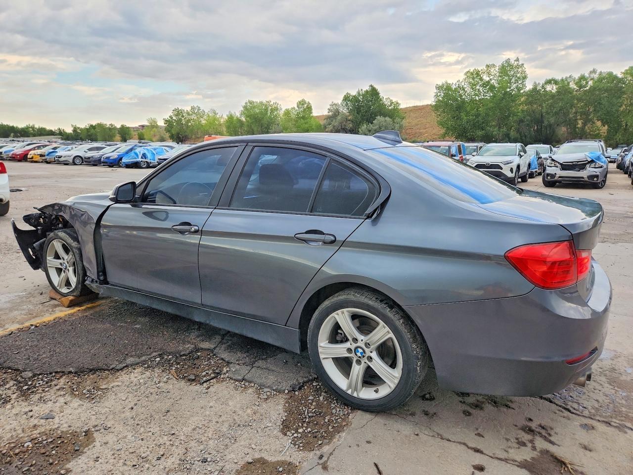 2014 BMW 328 I Sulev - Image 2