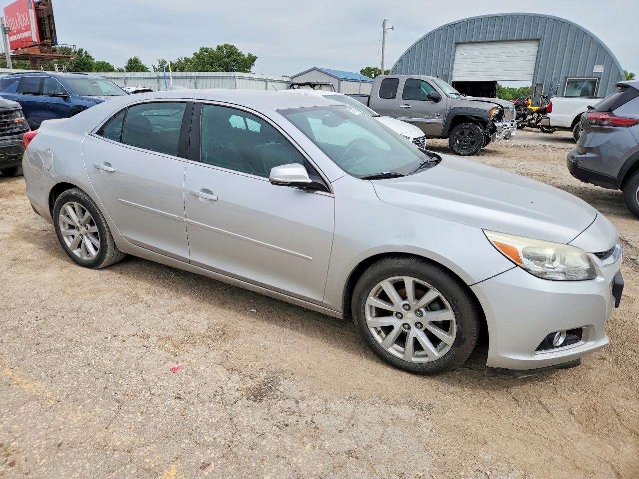 2015 Chevrolet Malibu 2Lt - Image 4