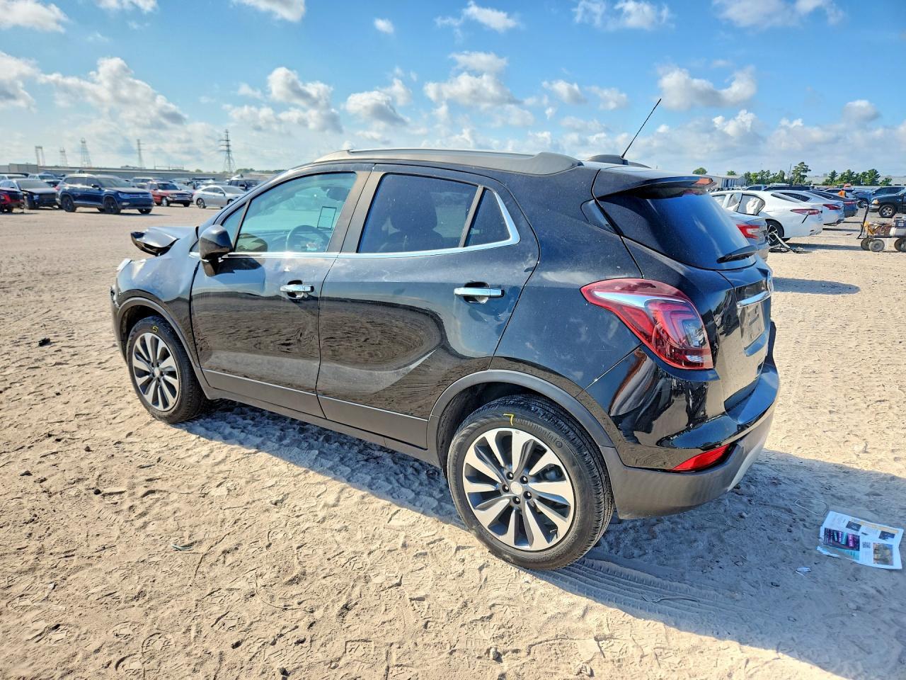 2022 Buick Encore Preferred - Фото 2