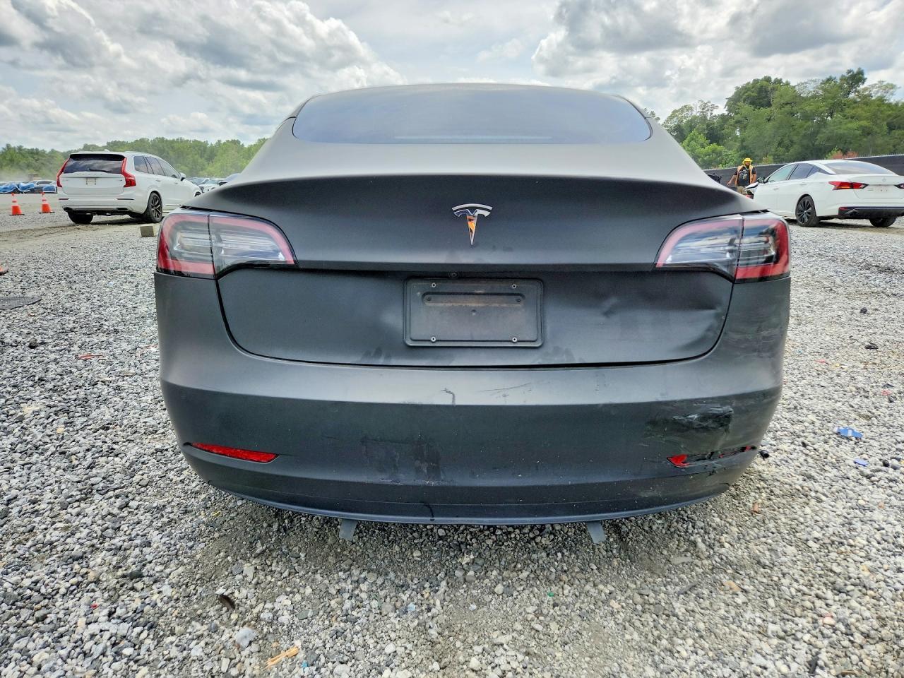 2022 Tesla Model 3 - Image 6
