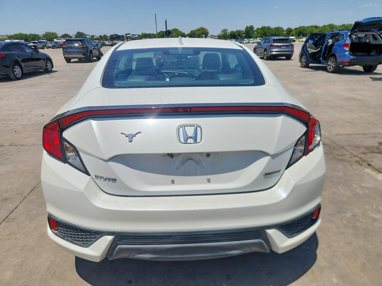 2016 Honda Civic Touring - Image 6