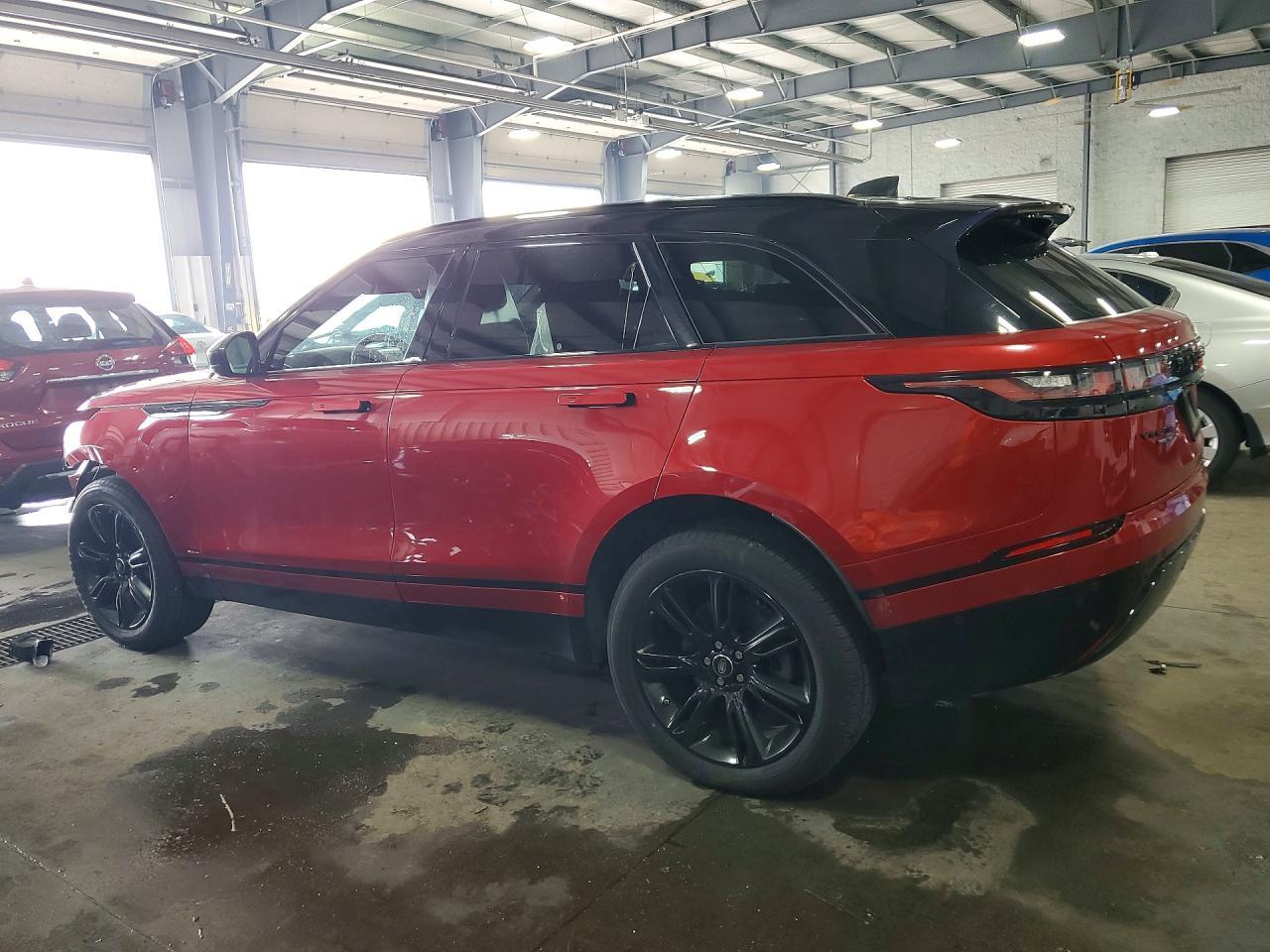 2018 Land Rover Range Rover Velar R-Dynamic Se - Image 2