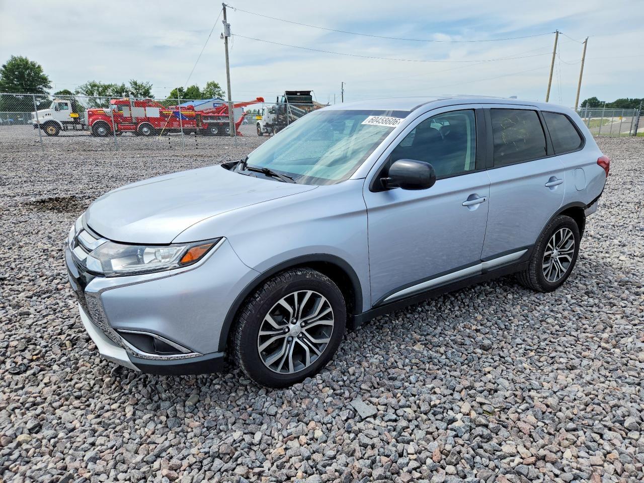 2017 Mitsubishi Outlander Es