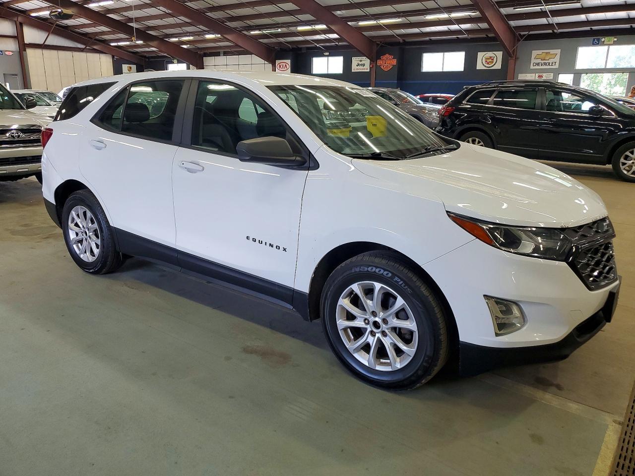 2020 Chevrolet Equinox Ls - Фото 4