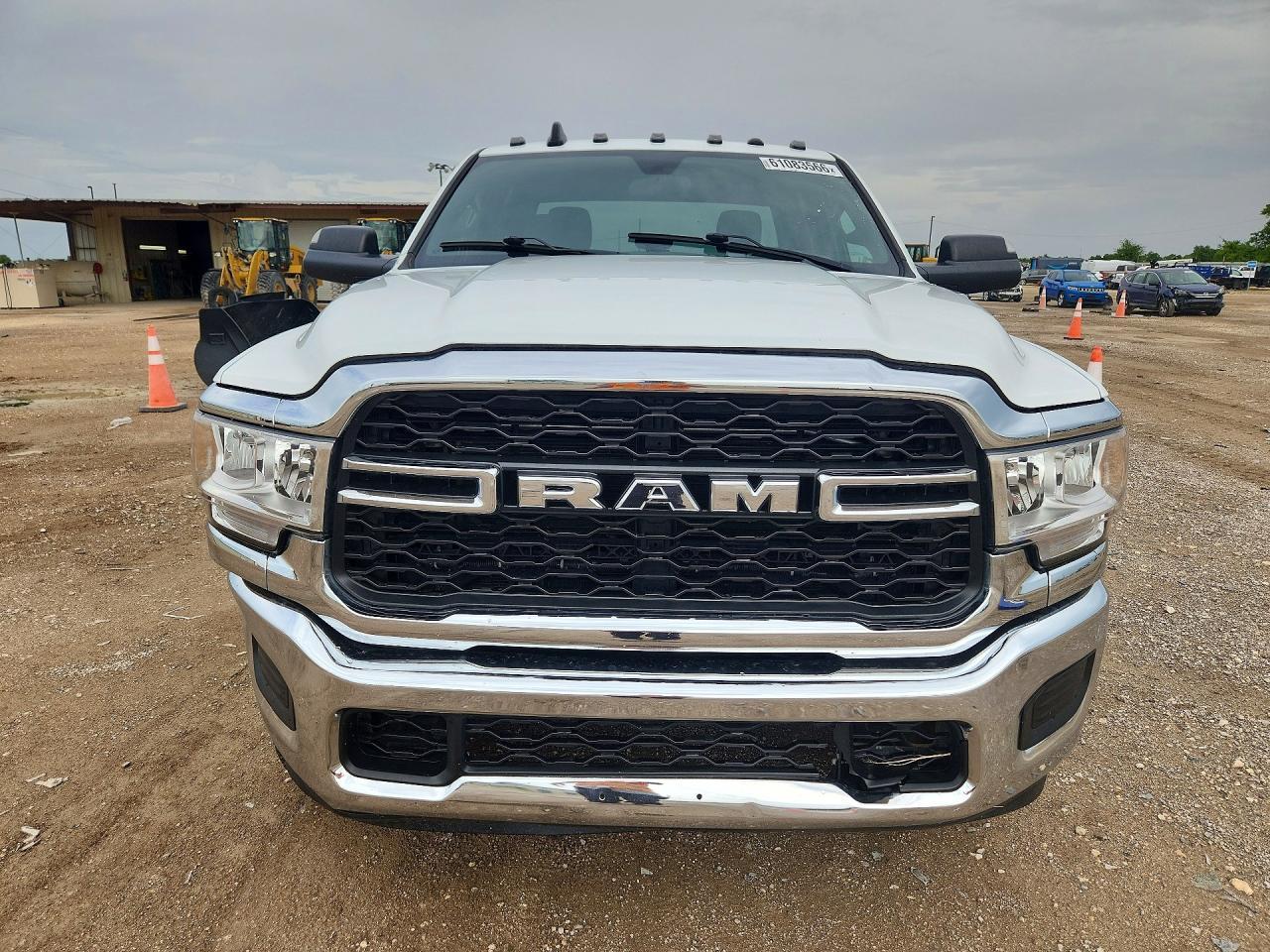 2022 Ram 2500 Tradesman - Фото 5