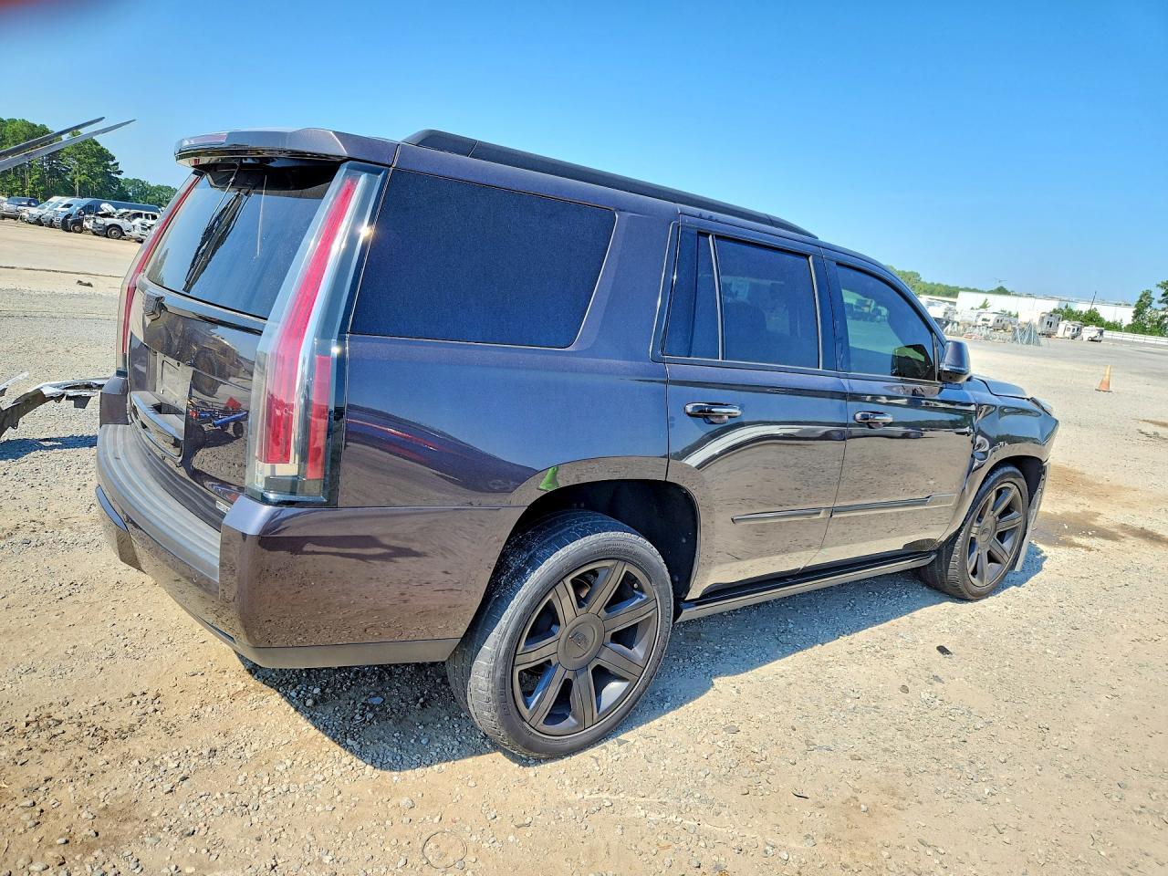 2016 Cadillac Escalade Premium - Фото 3