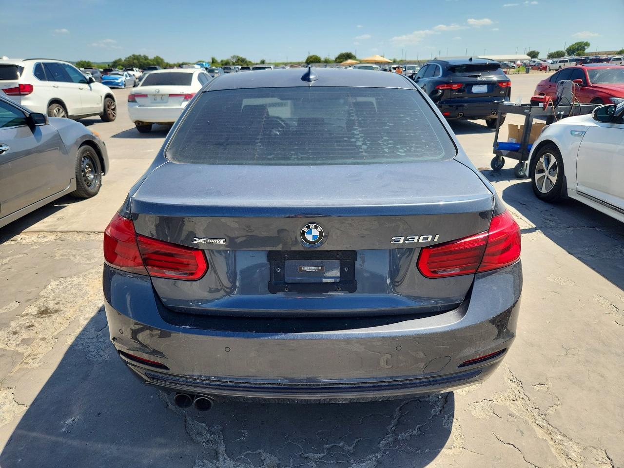 2017 BMW 330 Xi - Image 6