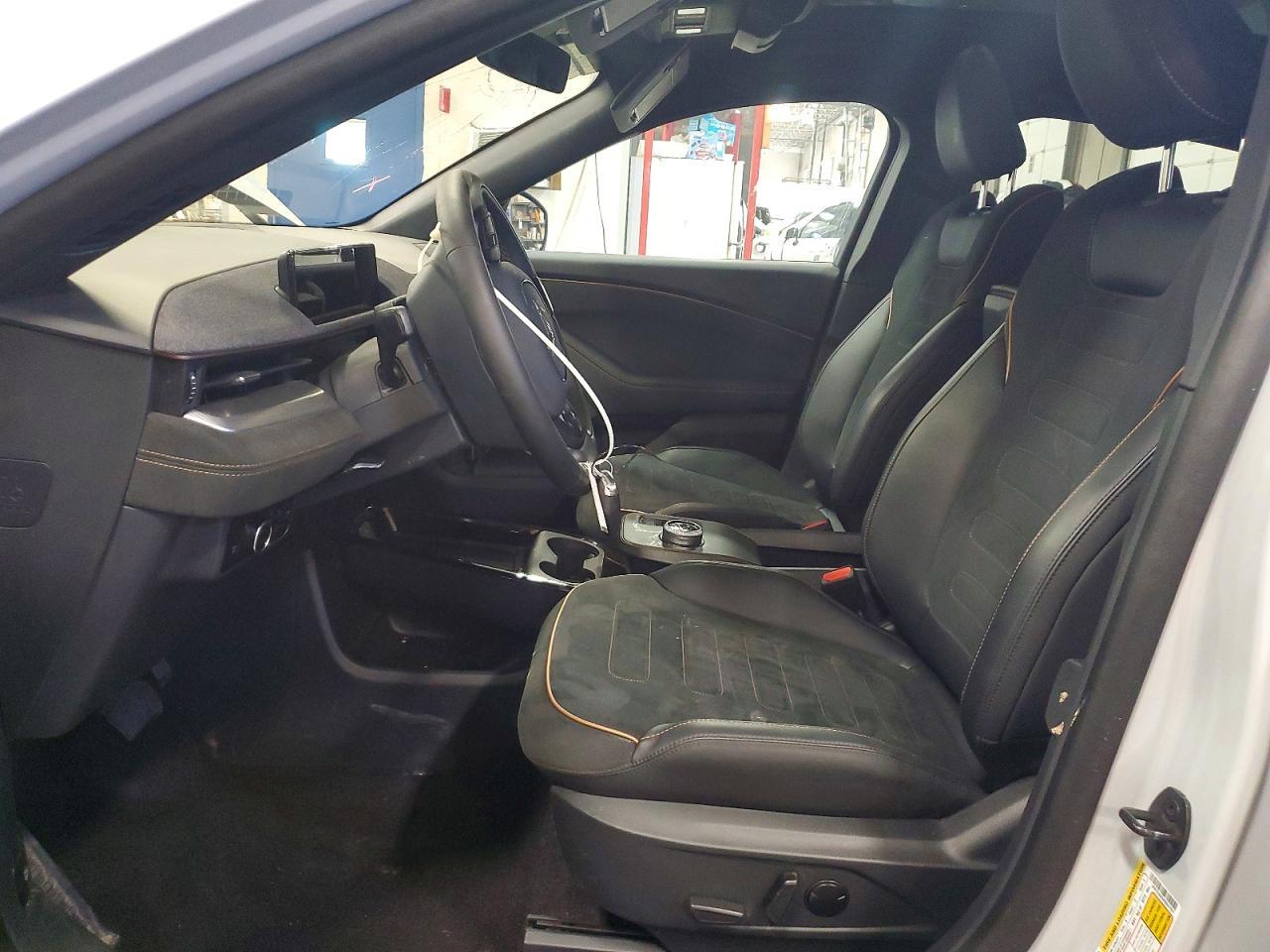2023 Ford Mach E - Фото 7