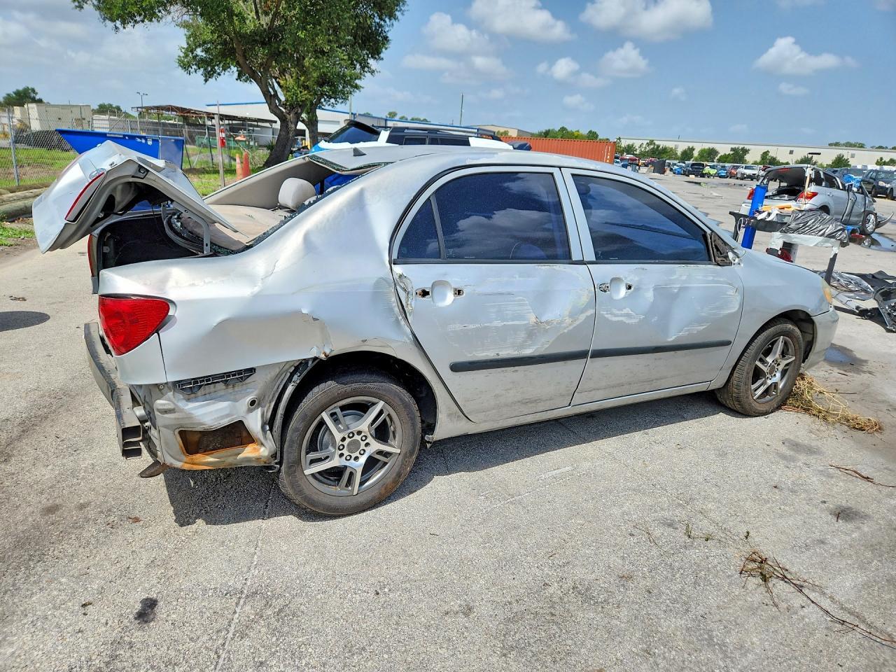 2006 Toyota Corolla Ce - Image 3