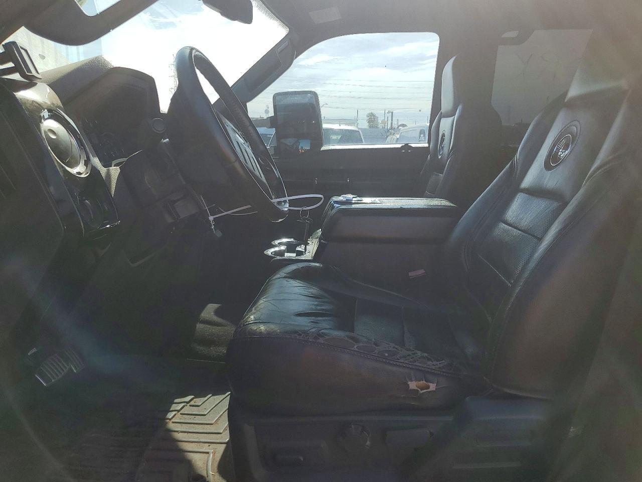 2010 Ford F350 Super Duty - Фото 7