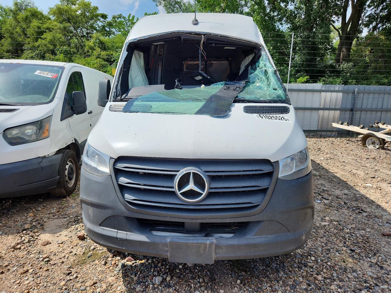 2023 Mercedes-Benz Sprinter 2500 Delivery Van - Image 5