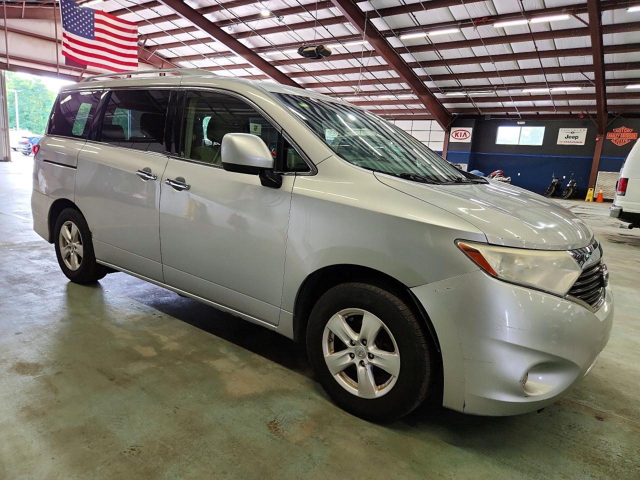 2016 Nissan Quest - Image 4