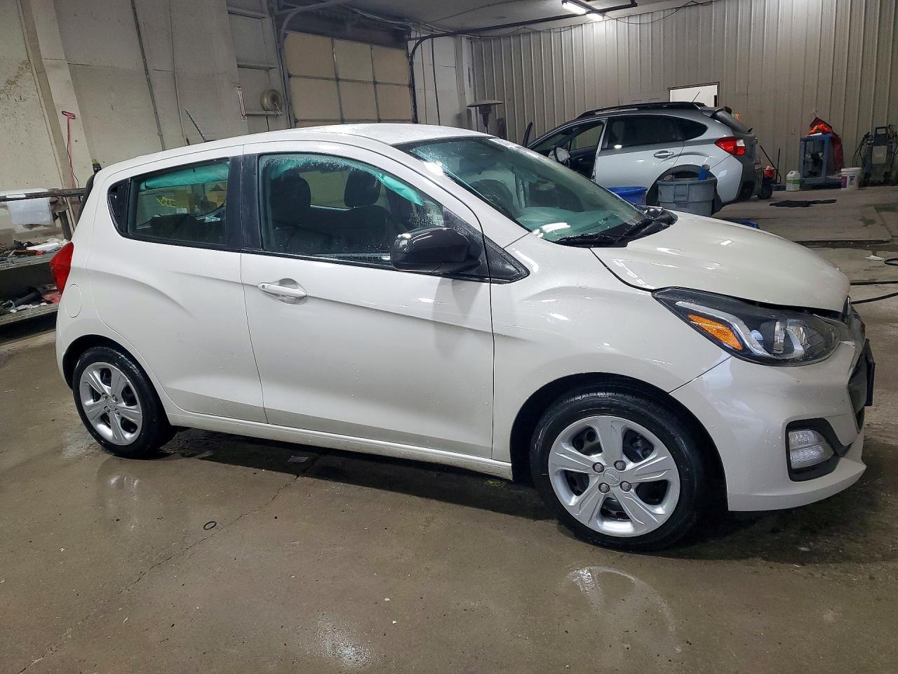 2020 Chevrolet Spark Ls - Фото 4