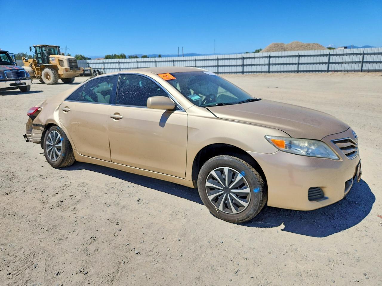 2011 Toyota Camry Le - Image 4
