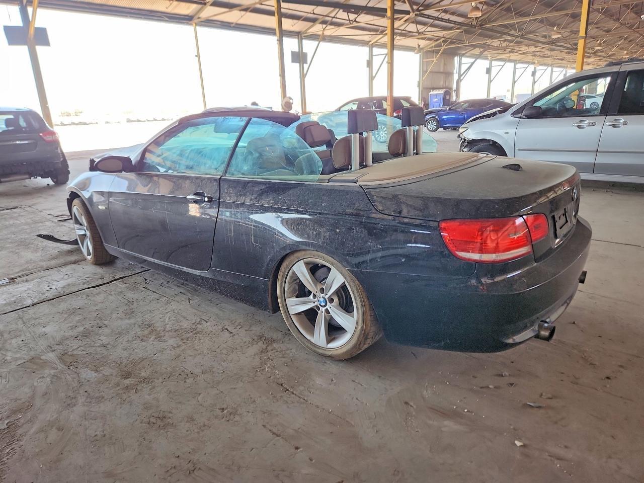 2009 BMW 335 I - Фото 2