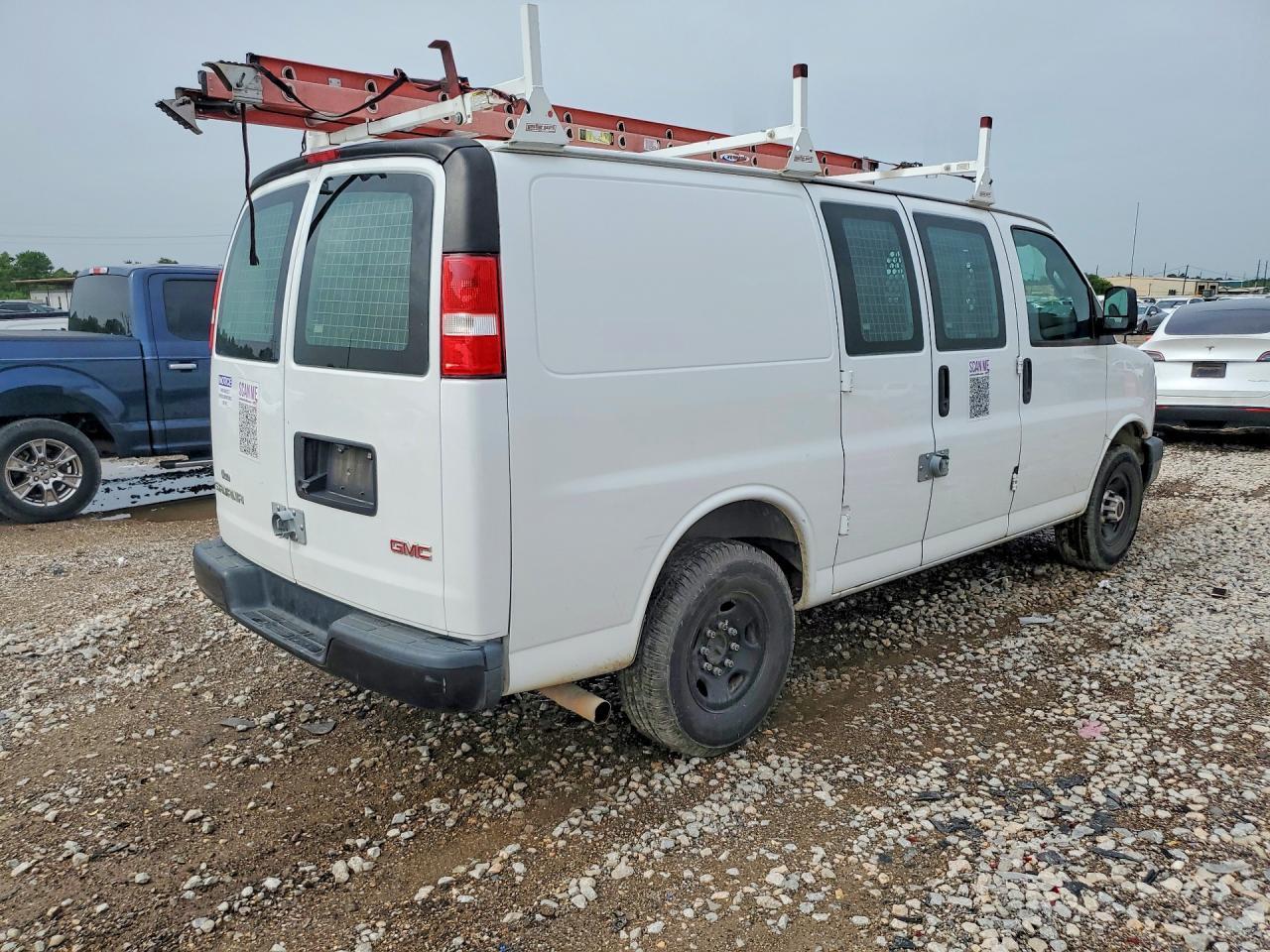 2020 GMC Savana G2500 - Фото 3
