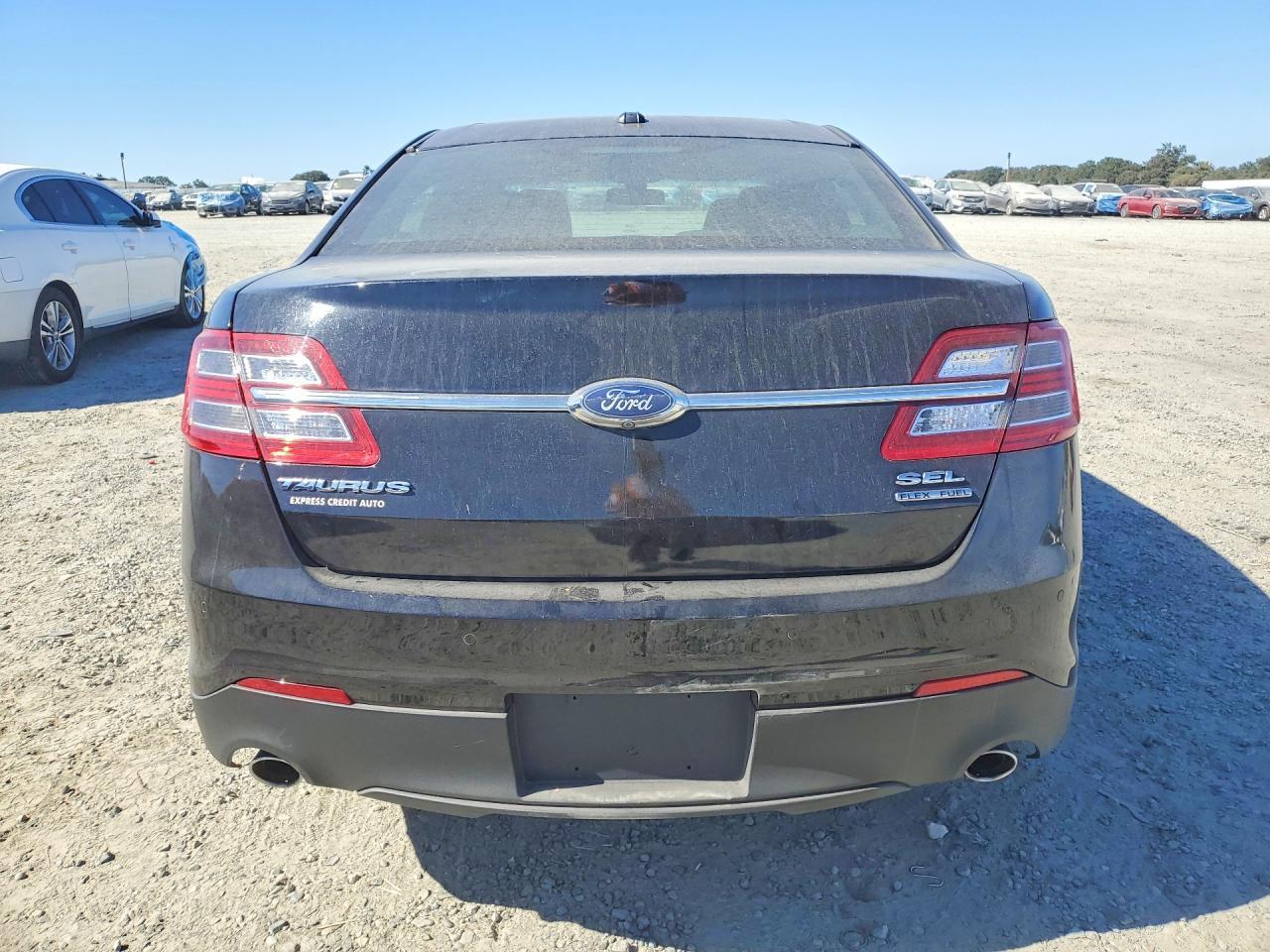 2018 Ford Taurus Sel - Image 6