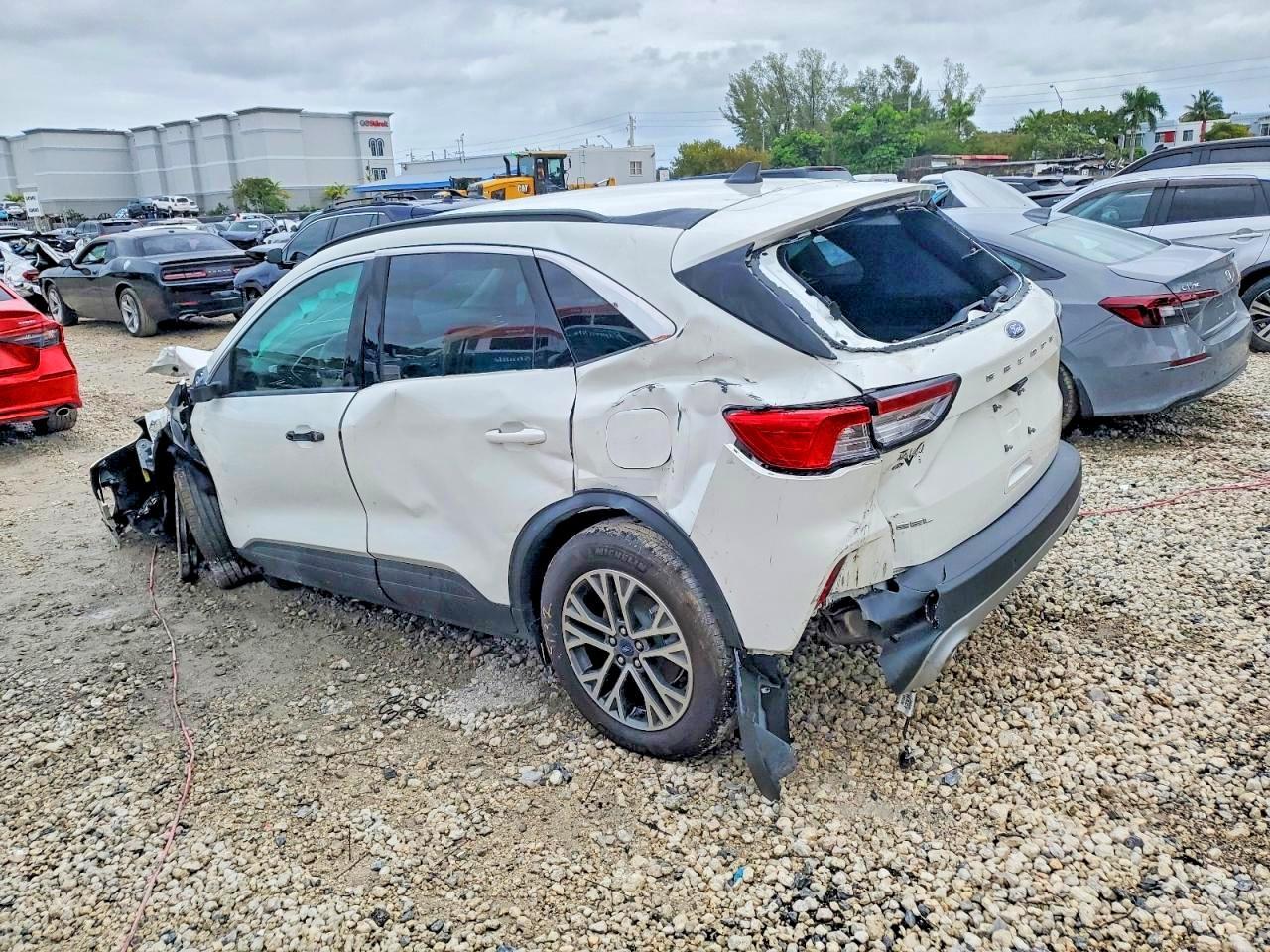 2022 Ford Escape Sel - Image 2