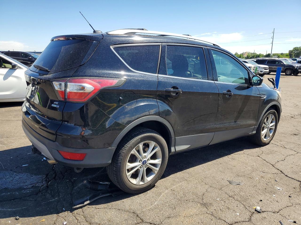 2017 Ford Escape Se - Фото 3