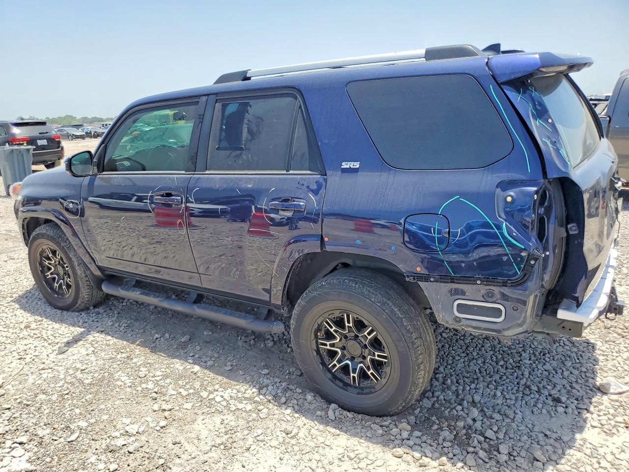 2022 Toyota 4Runner Sr5 - Image 2