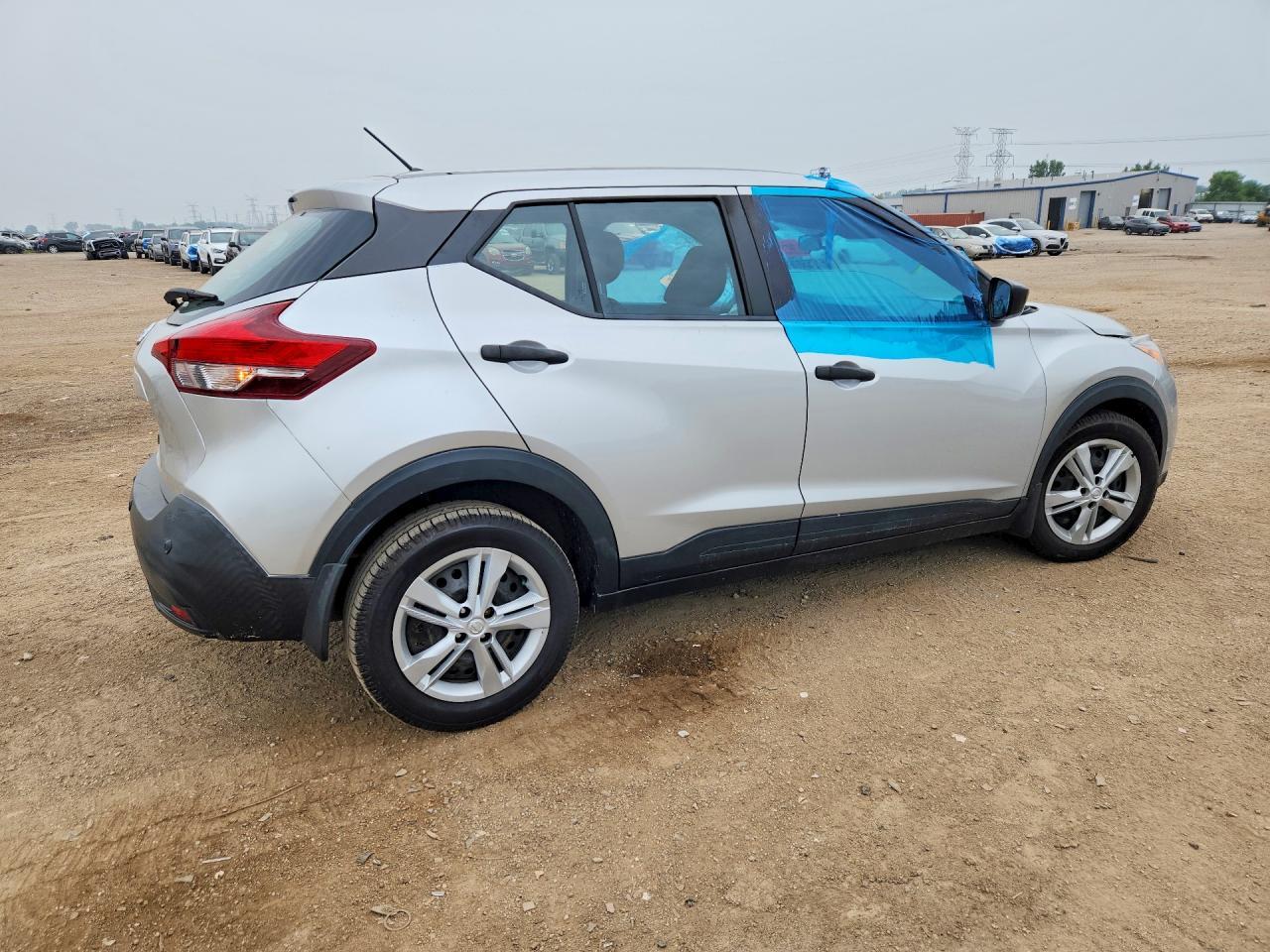 2020 Nissan Kicks S - Image 3