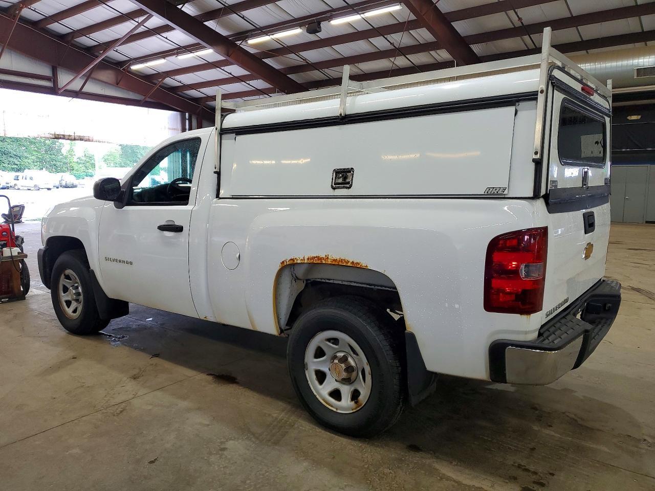 2013 Chevrolet Silverado C1500 - Фото 2