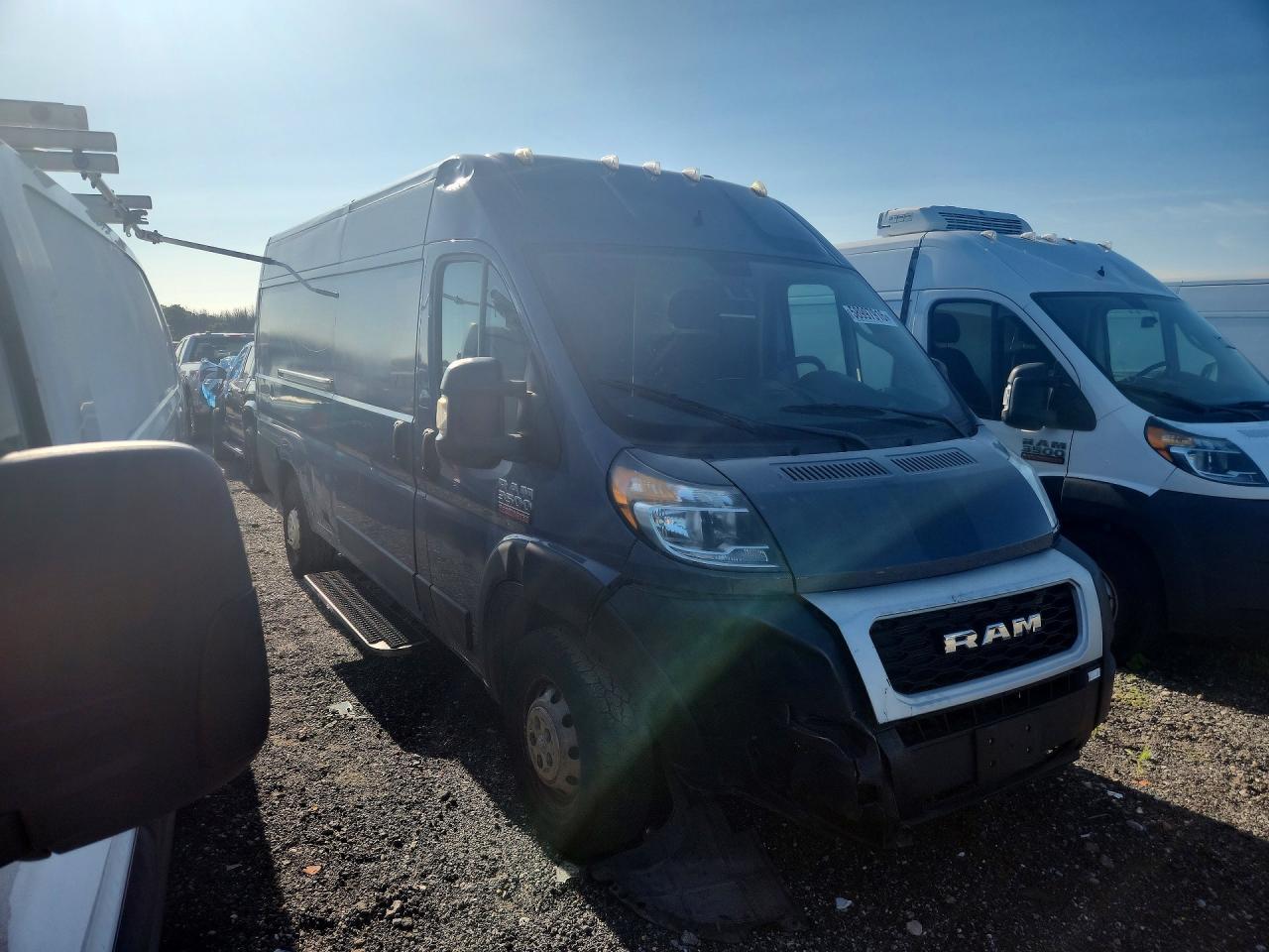 2019 Ram Promaster 3500 Delivery Van - Фото 4