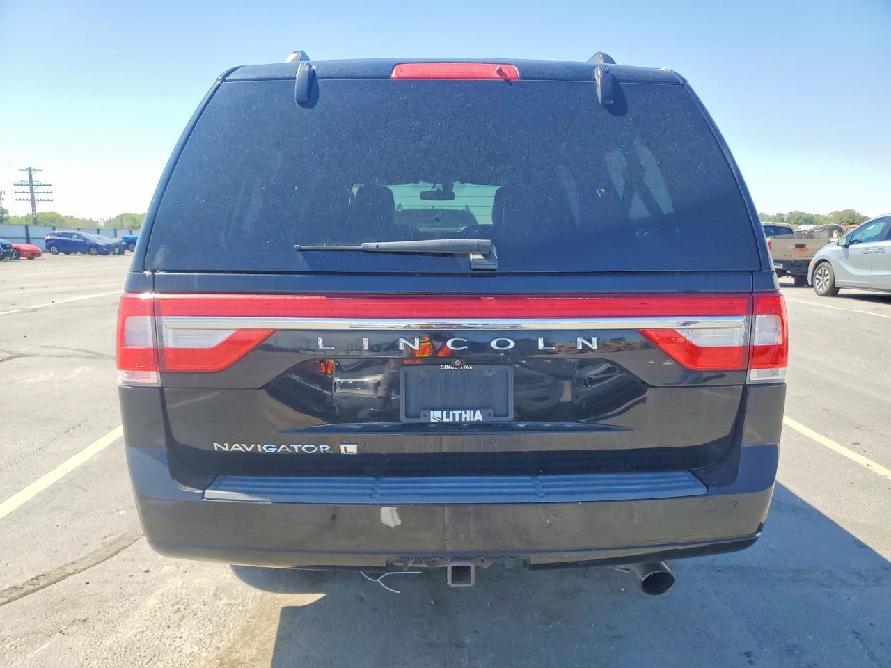 2017 Lincoln Navigator L Select - Фото 6