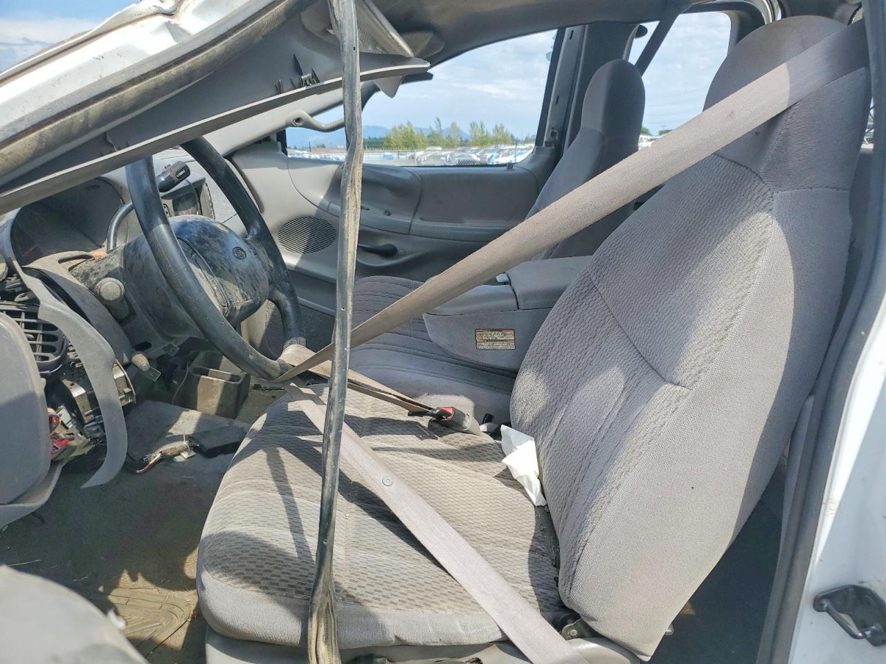 1997 Ford F150 - Фото 7