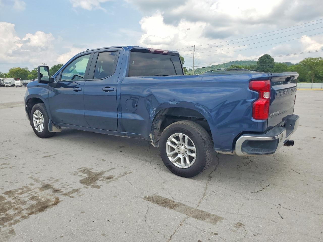 2022 Chevrolet Silverado C1500 Lt - Image 2