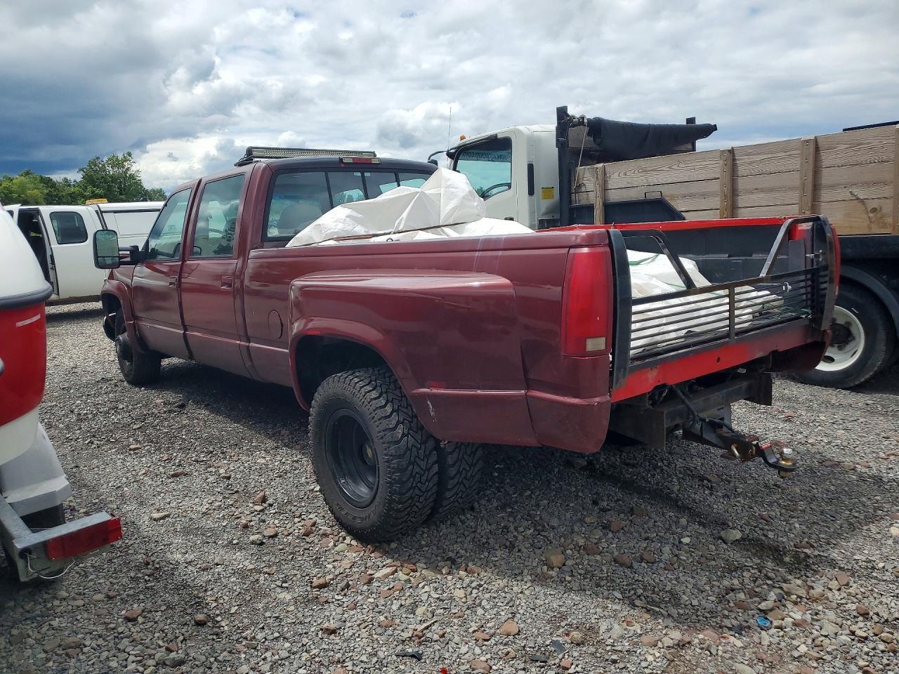 1998 Chevrolet Gmt-400 C3500 - Image 2
