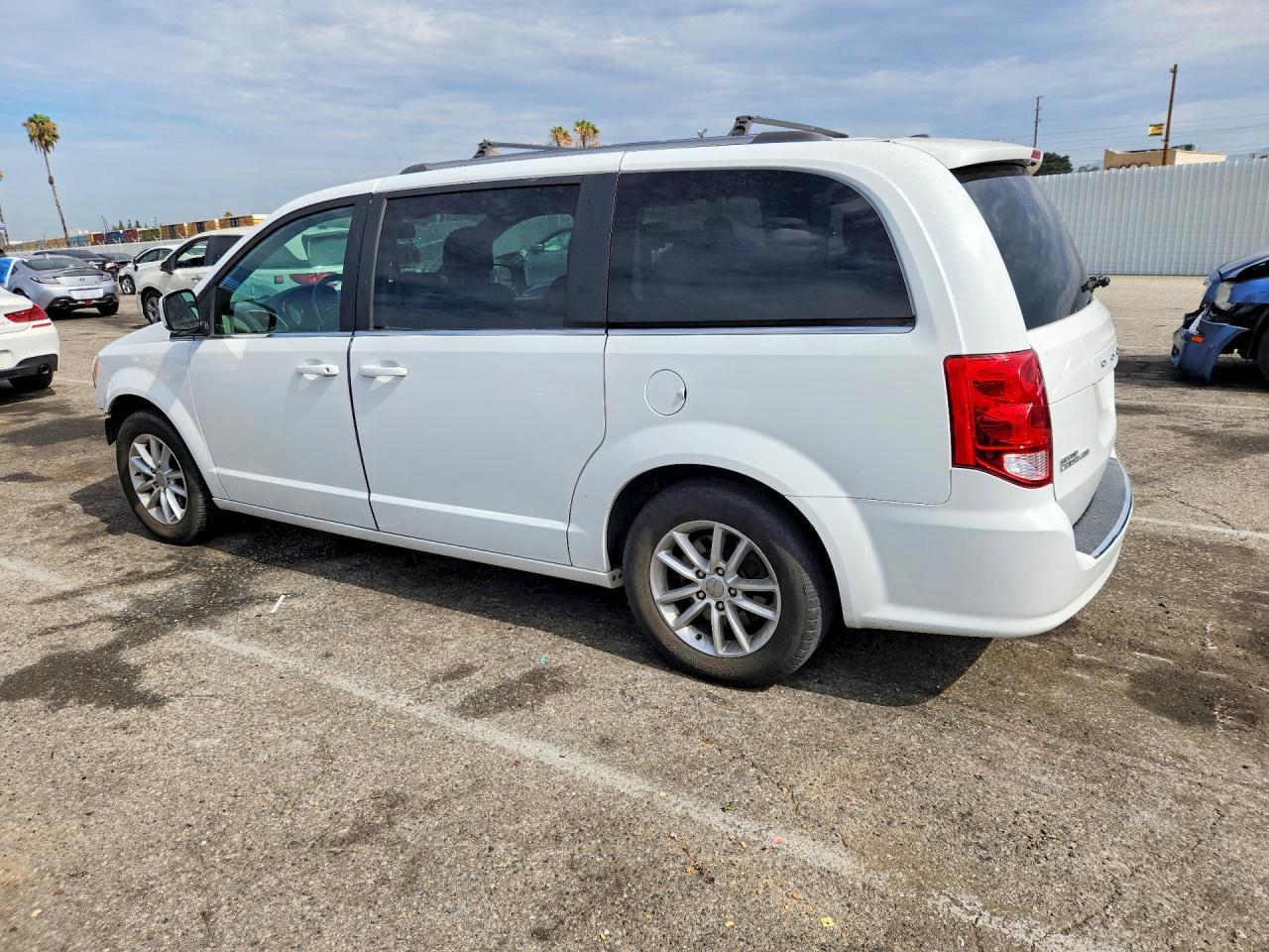 2019 Dodge Grand Caravan Sxt - Фото 2