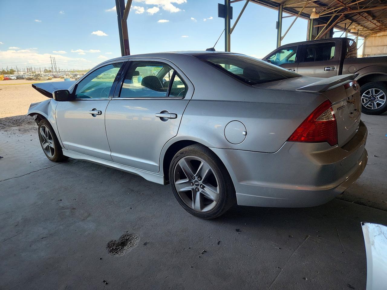 2011 Ford Fusion Sport - Фото 2
