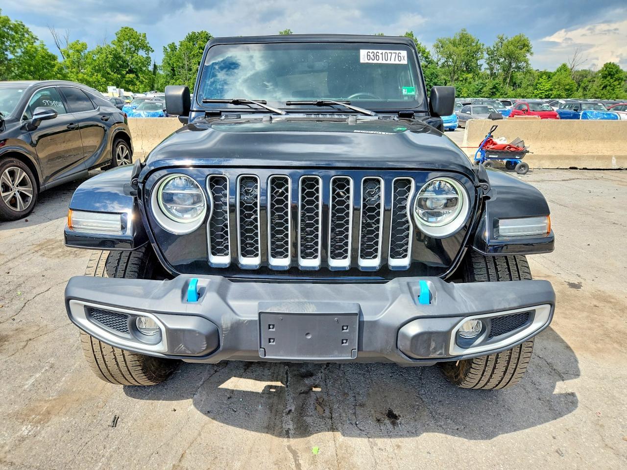 2022 Jeep Wrangler Unlimited Sahara 4Xe - Image 5