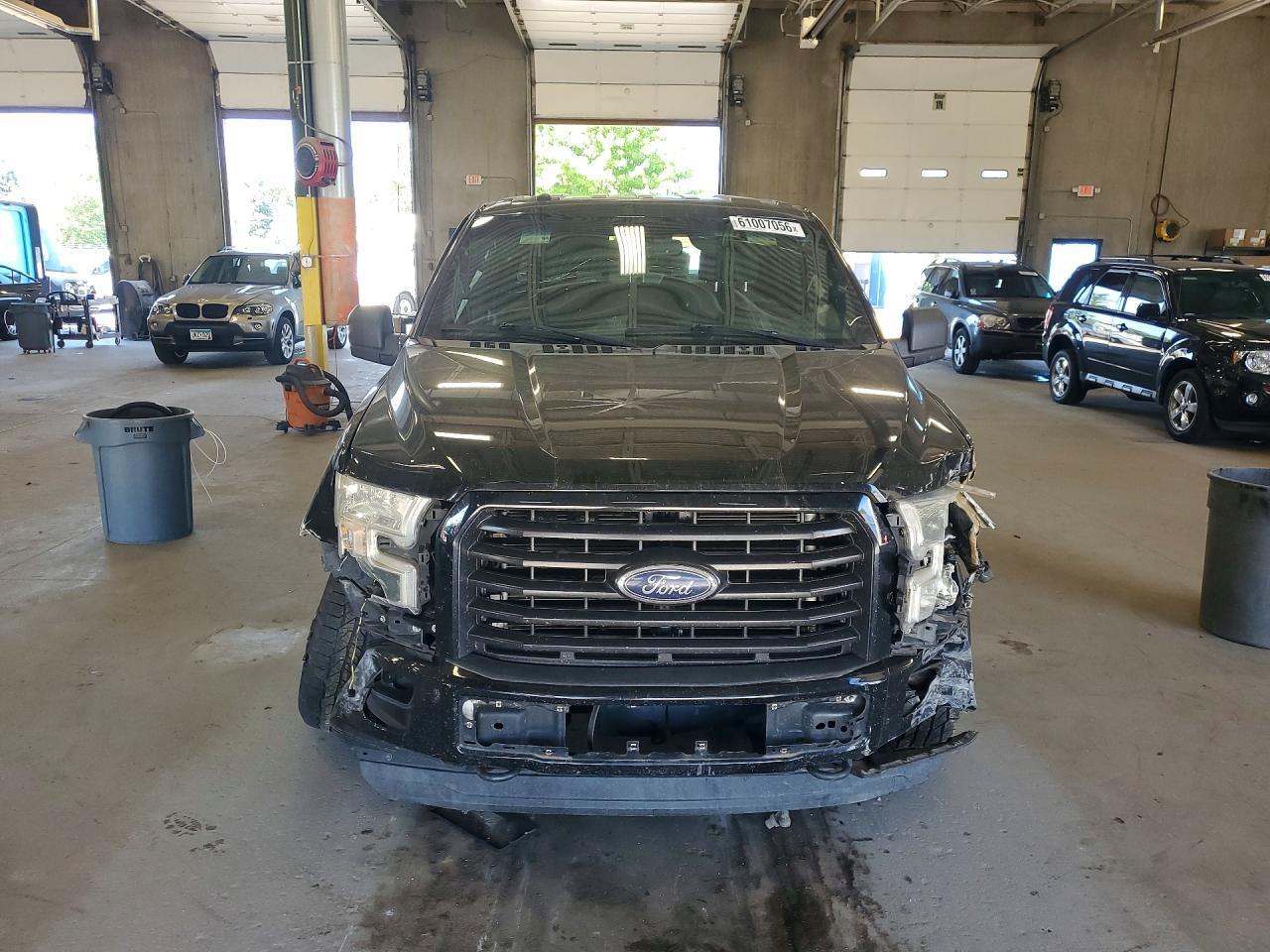 2016 Ford F150 Supercrew - Фото 5