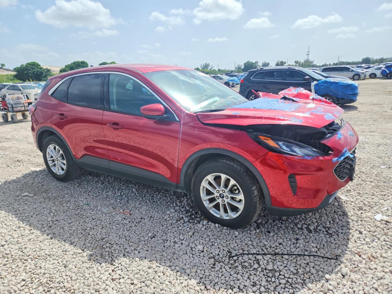 2020 Ford Escape Se - Фото 4