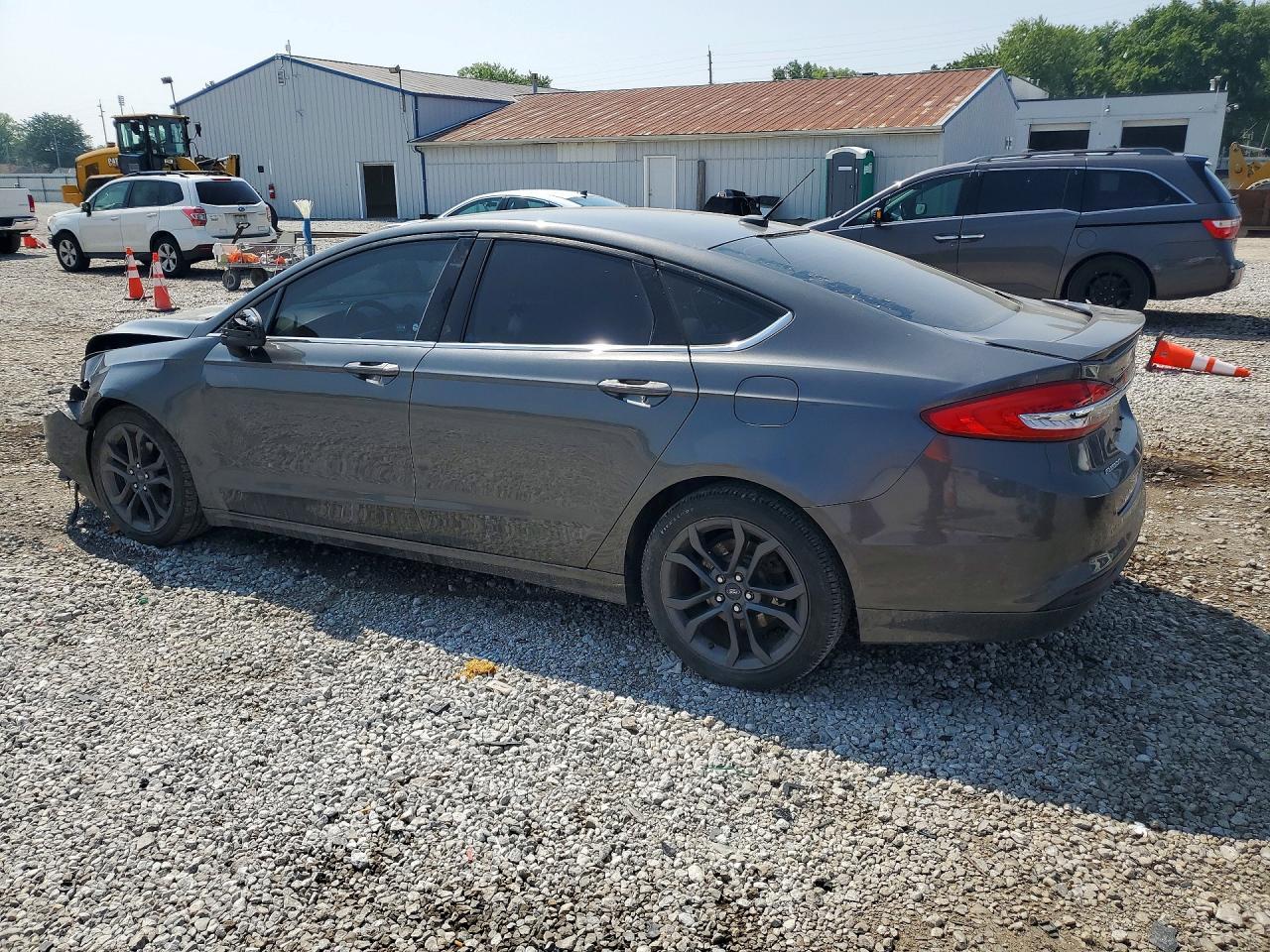 2018 Ford Fusion Se - Image 2