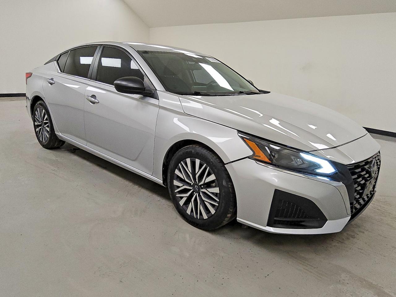 2024 Nissan Altima Sv - Фото 4