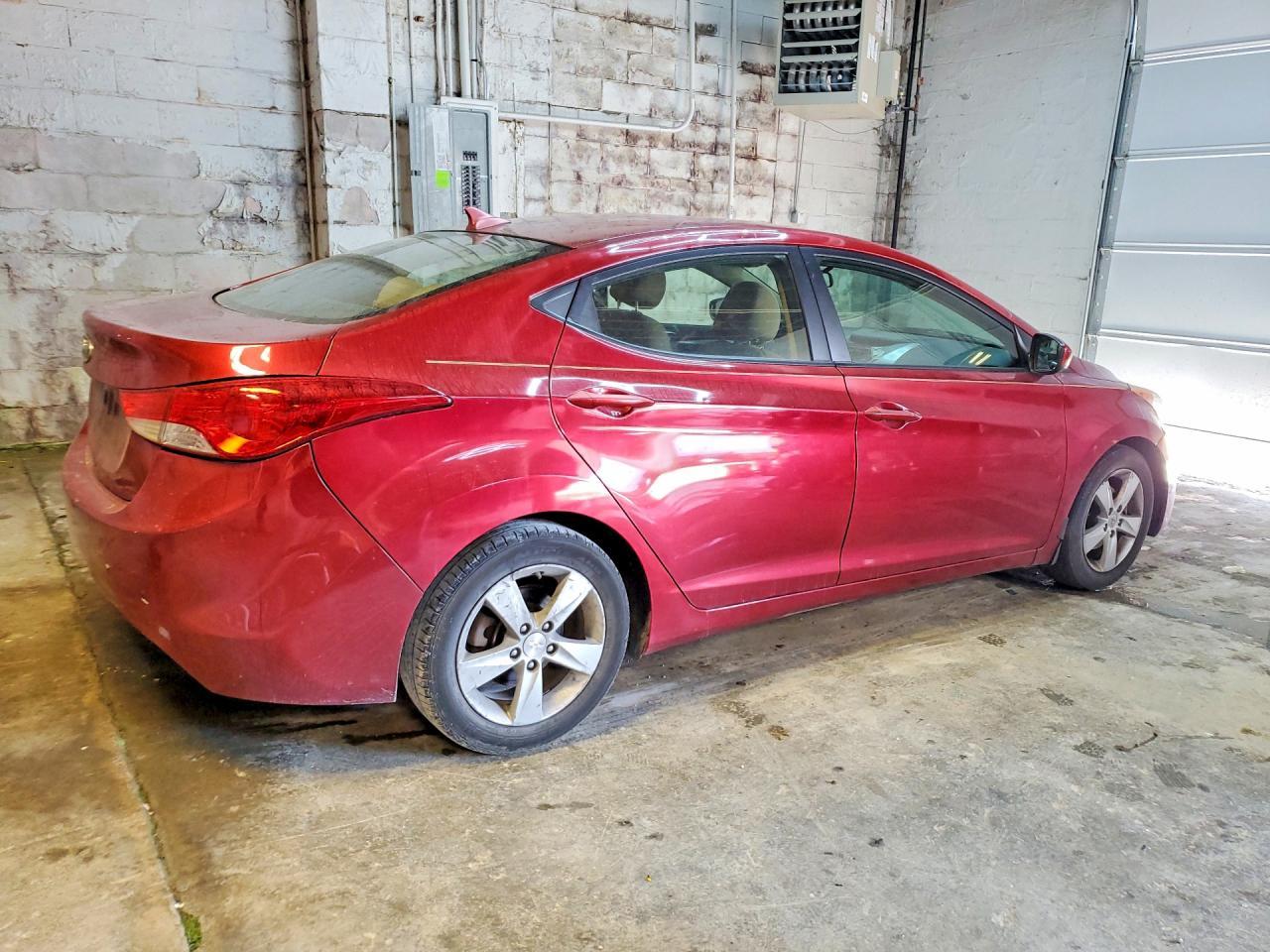 2013 Hyundai Elantra Gls - Image 3