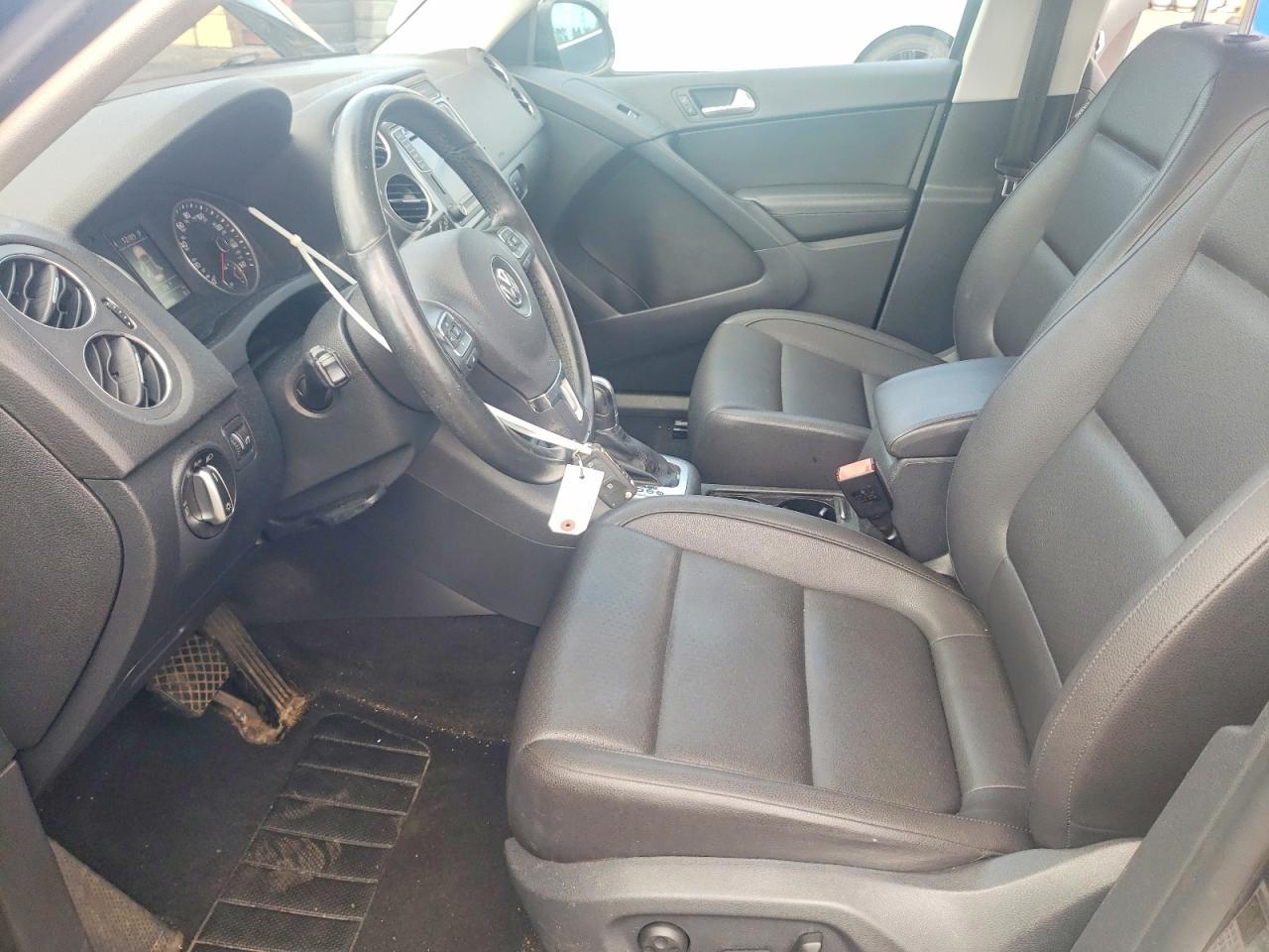 2016 Volkswagen Tiguan S - Image 7