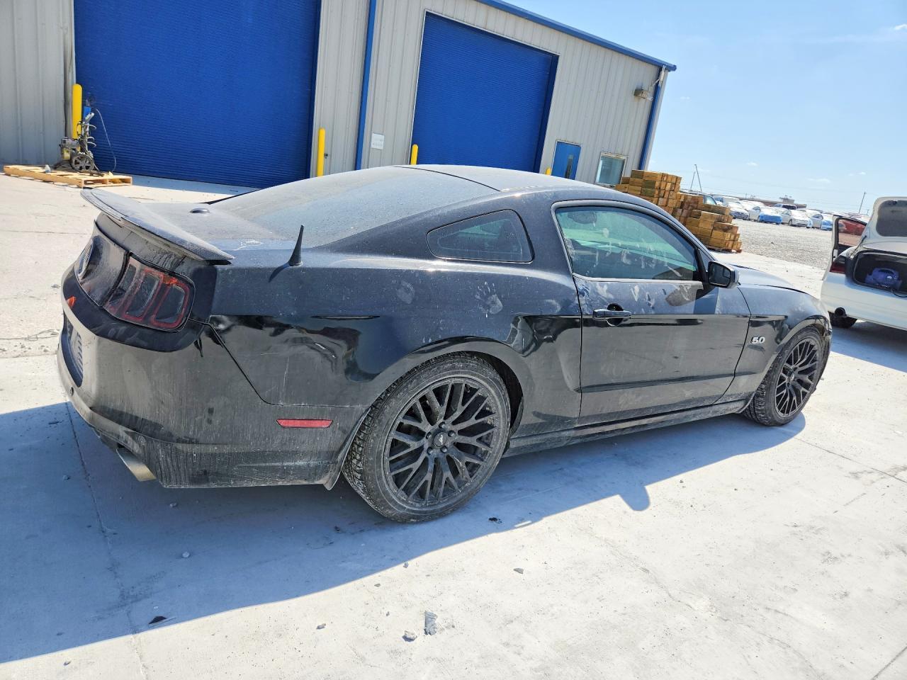 2013 Ford Mustang Gt - Фото 3