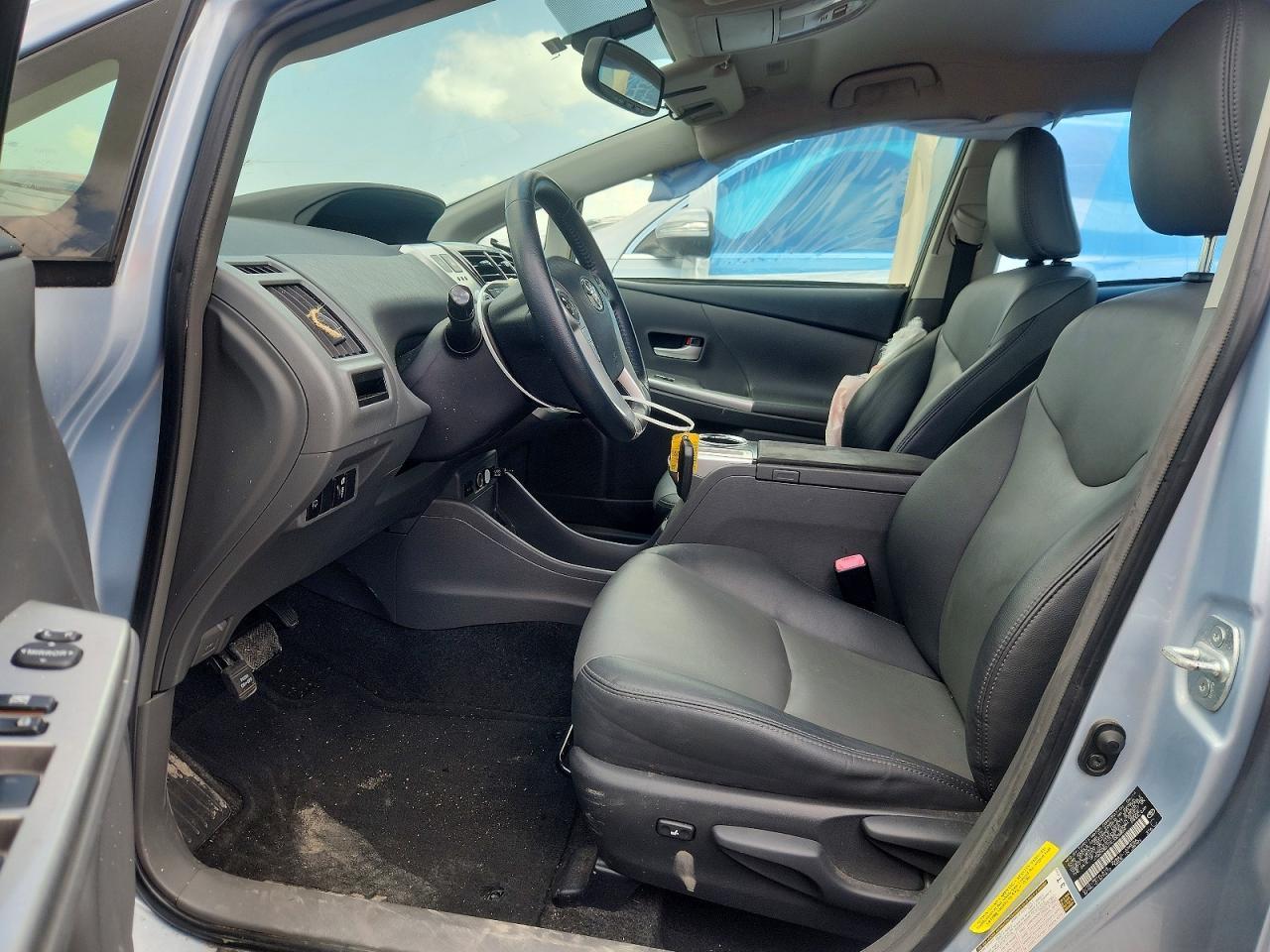 2014 Toyota Prius V Five - Фото 7