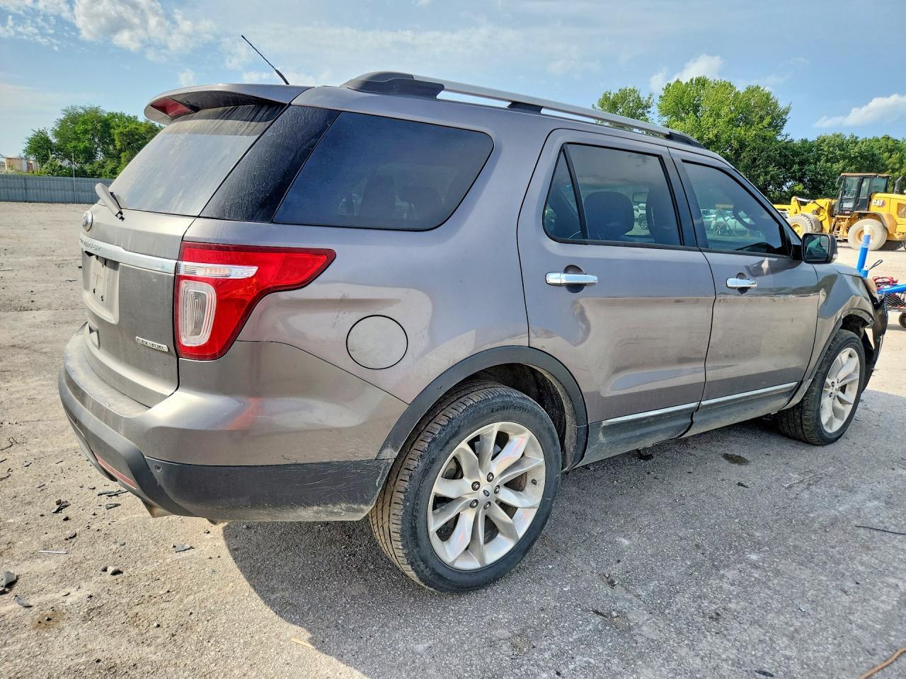 2013 Ford Explorer Xlt - Фото 3