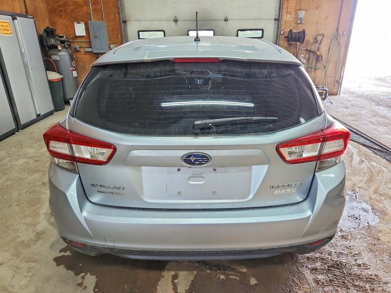 2017 Subaru Impreza - Фото 6