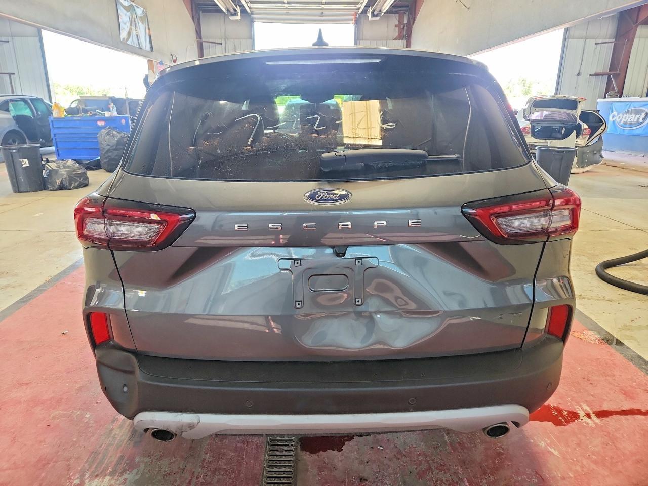 2023 Ford Escape - Фото 6