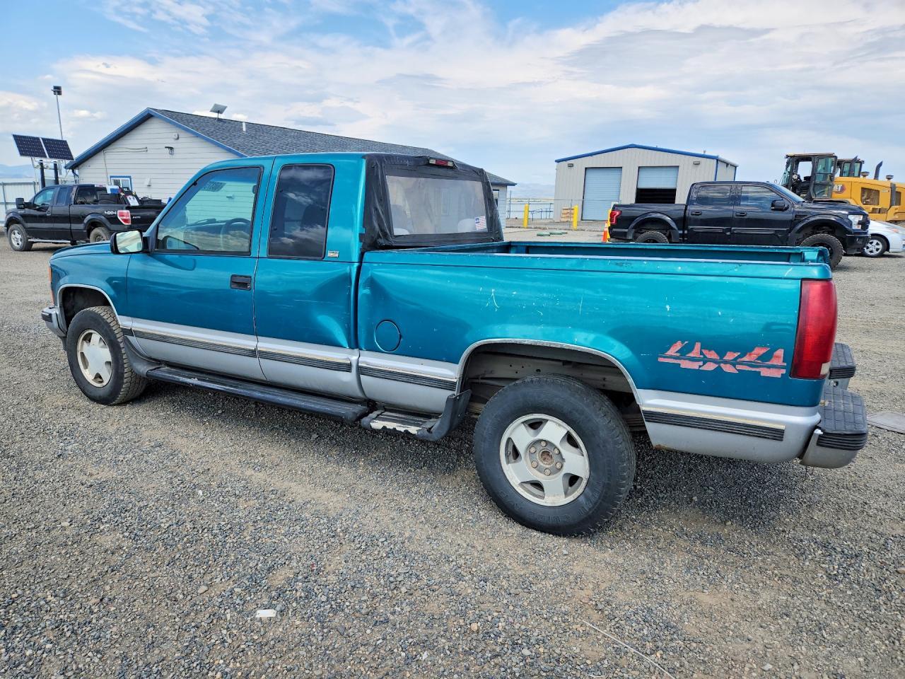 1996 Chevrolet Gmt-400 K1500 - Image 2