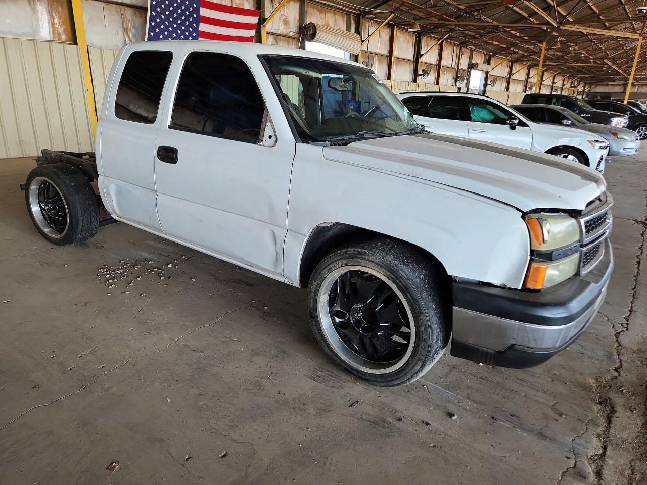 2006 Chevrolet Silverado C1500 - Фото 4