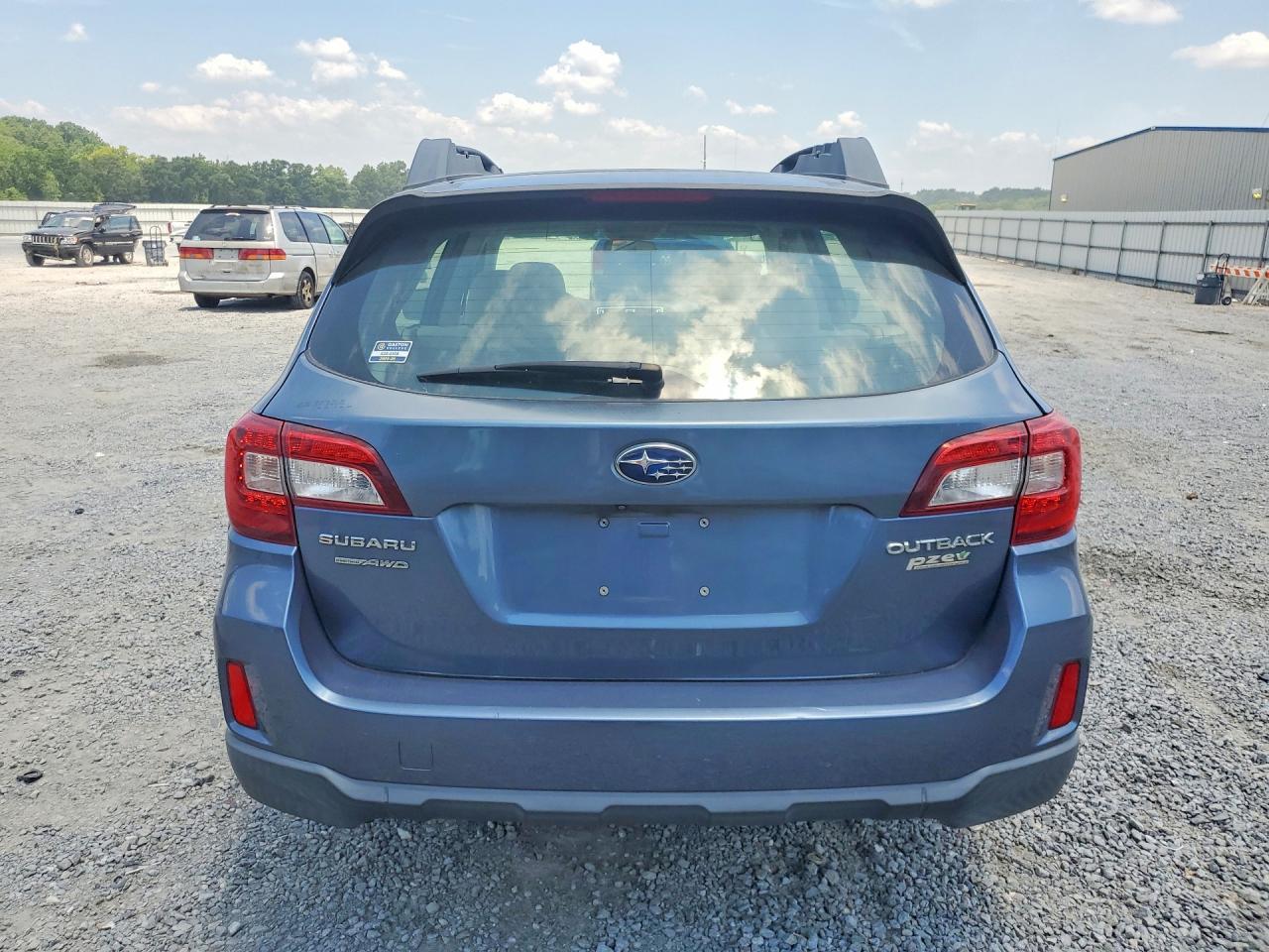 2017 Subaru Outback 2.5I - Image 6