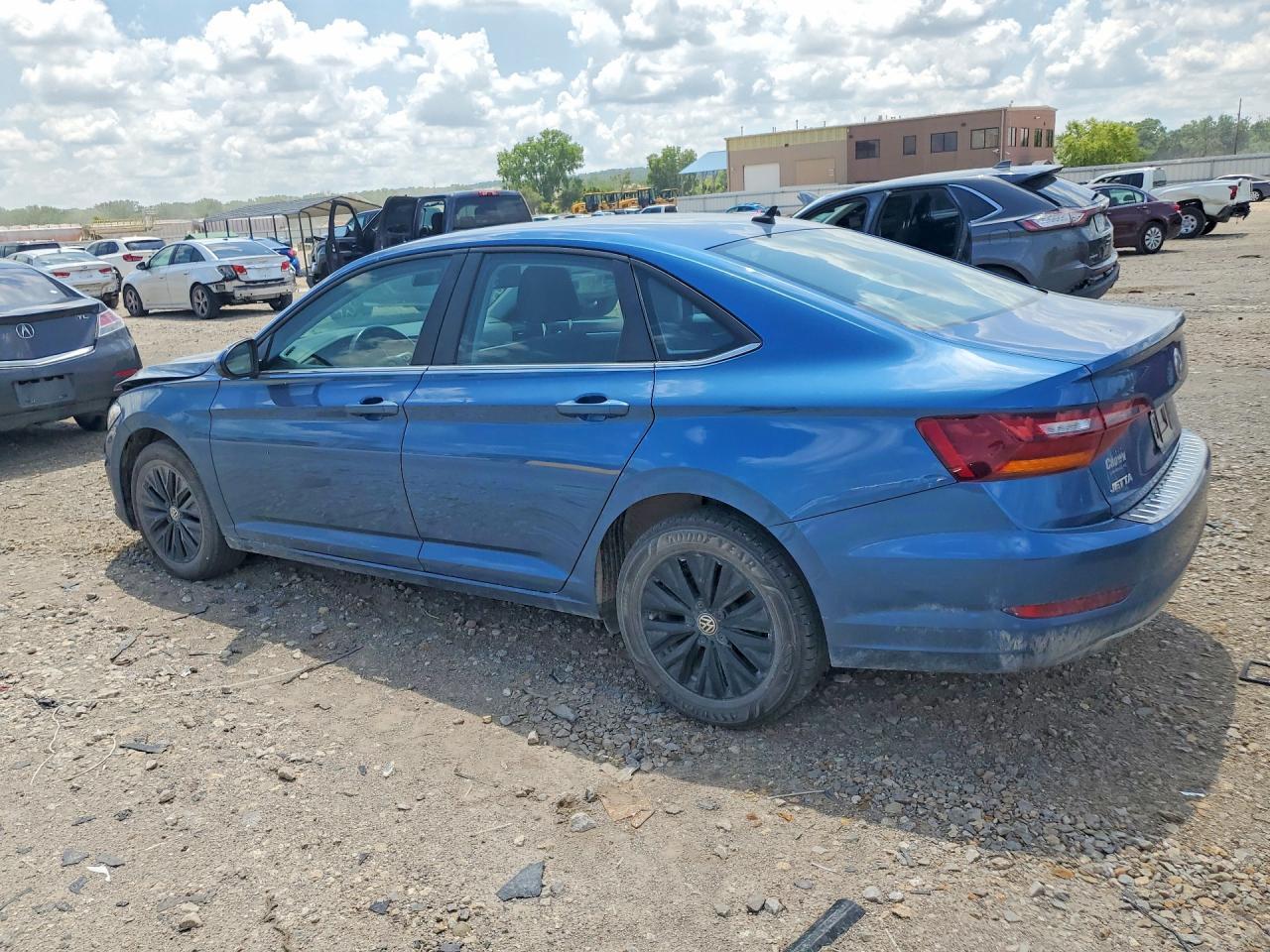2019 Volkswagen Jetta S - Фото 2